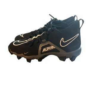 Nike  Alpha Menace 3 Black Football Cleats CV0581-010 Shoes Youth Boy's 3Y NWOB